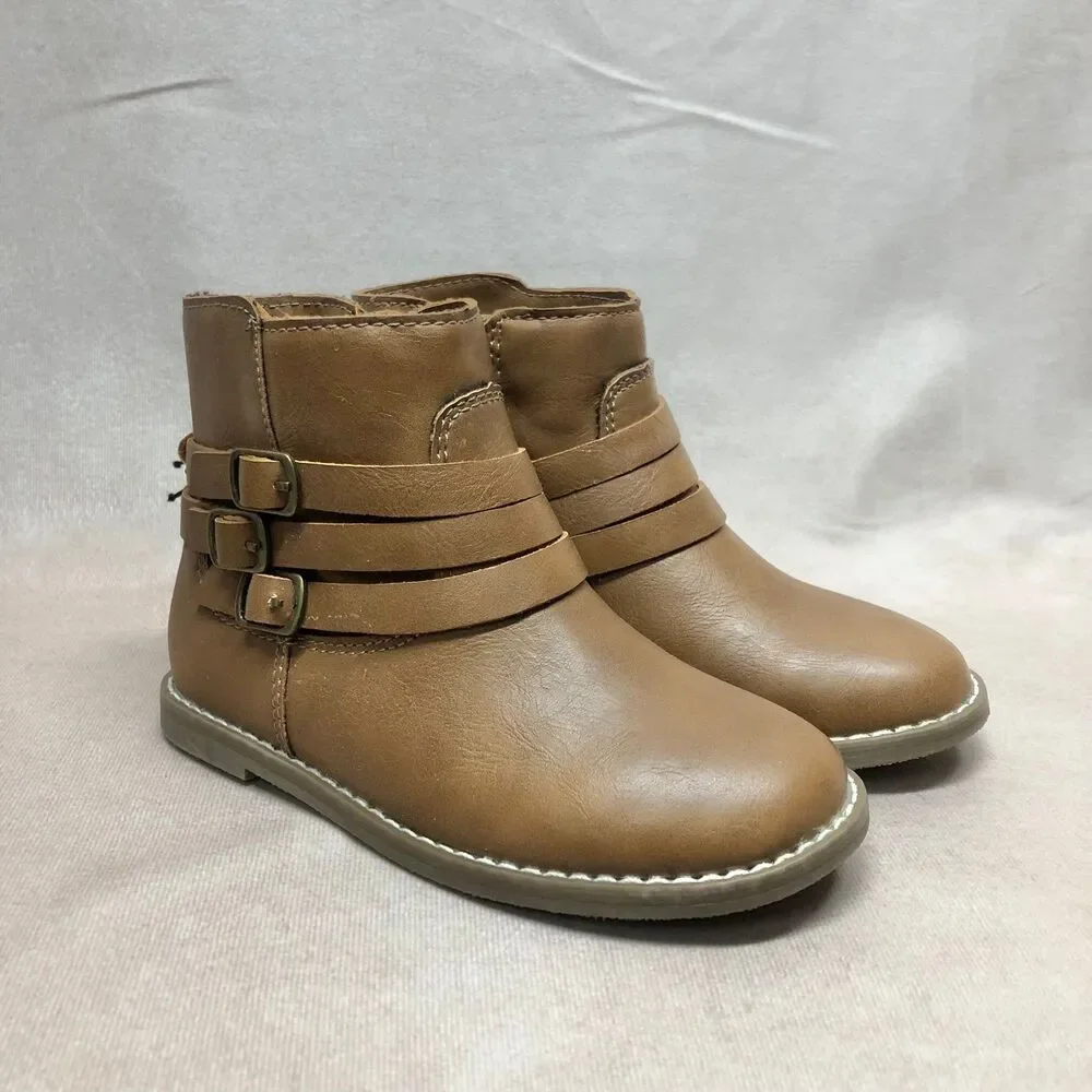 Toddler girl size 9 faux-leather buckled strap ankle boots
